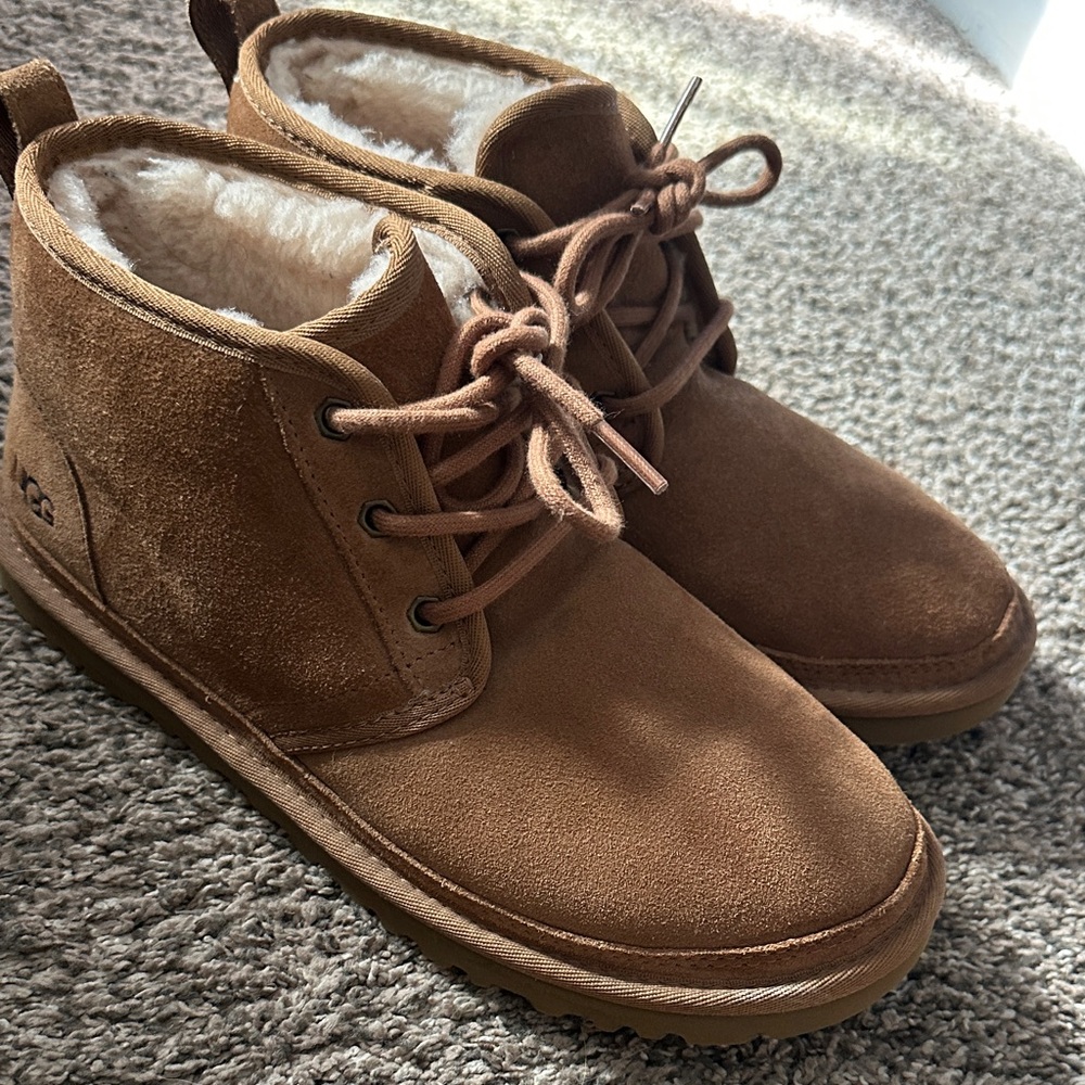 UGG Men's Chestnut Suede Chukka Boots with Shearling Lining